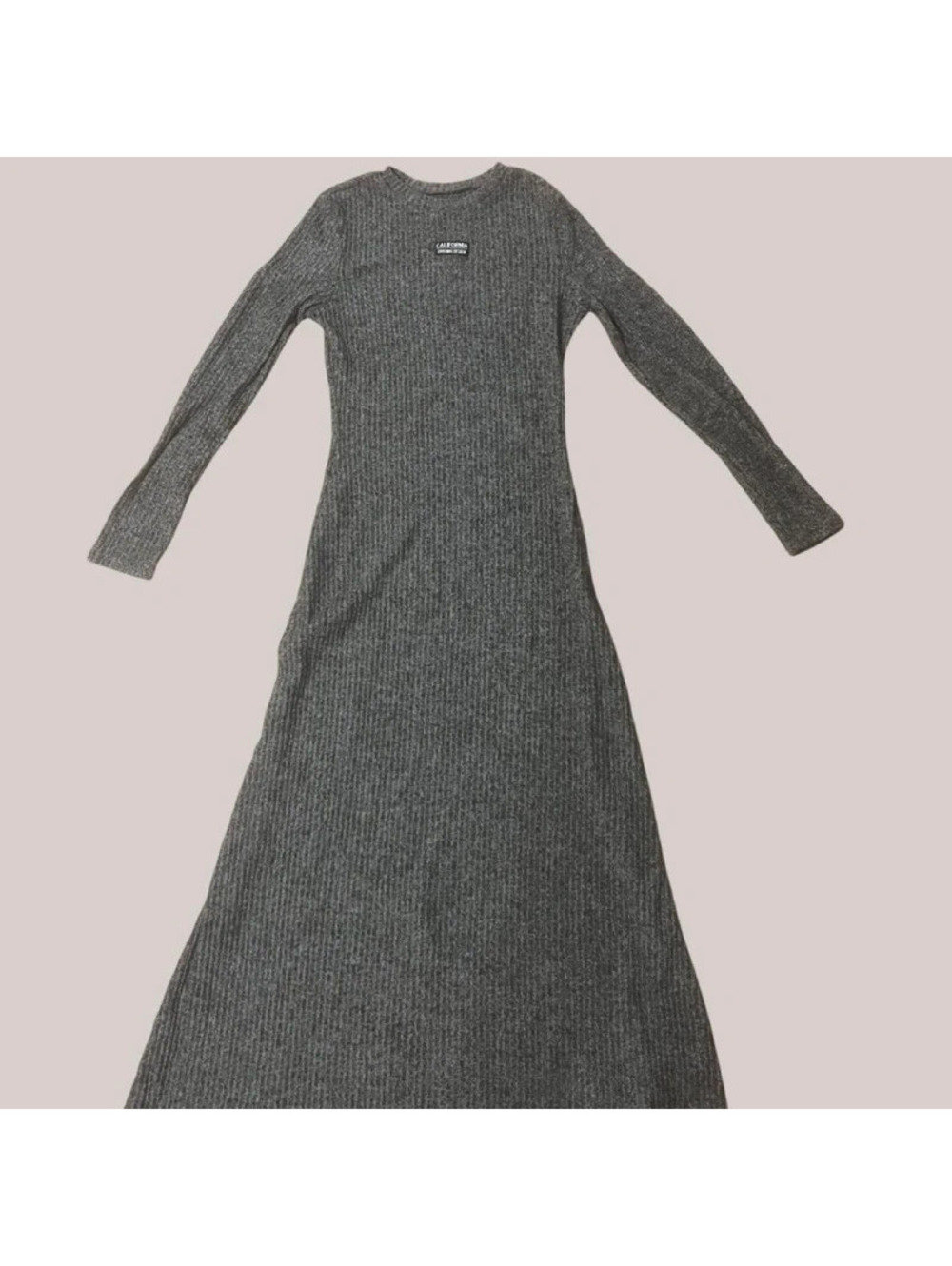 California Original Design Stretch Long sleeve Dress, Size M - Picture 1 of 3